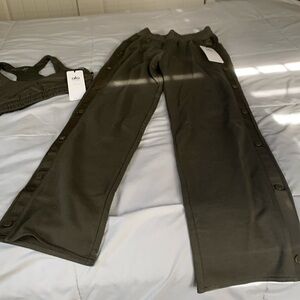 ALO Yoga Olive Green Track Pants and Sports Bra Set